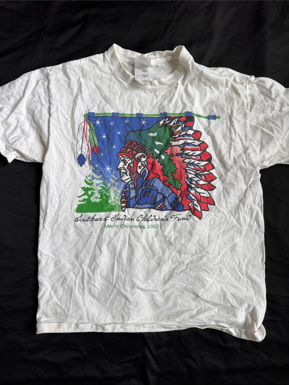 2000s Southwest Indian Children's Fund White Graphic Tee - Red & Green Print